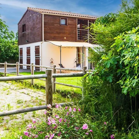 Les Jardins De La Palaire - T2 Avec Jardin Cugand